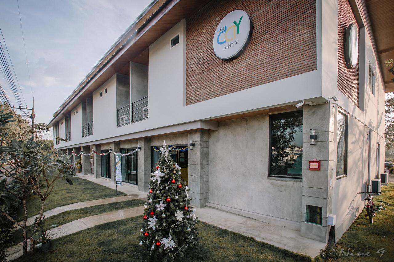 The Day Home Hotel Pakchong Luaran gambar