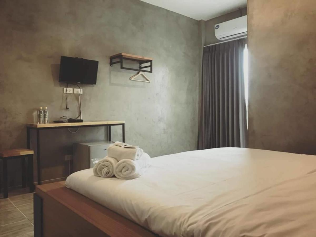 The Day Home Hotel Pakchong Luaran gambar